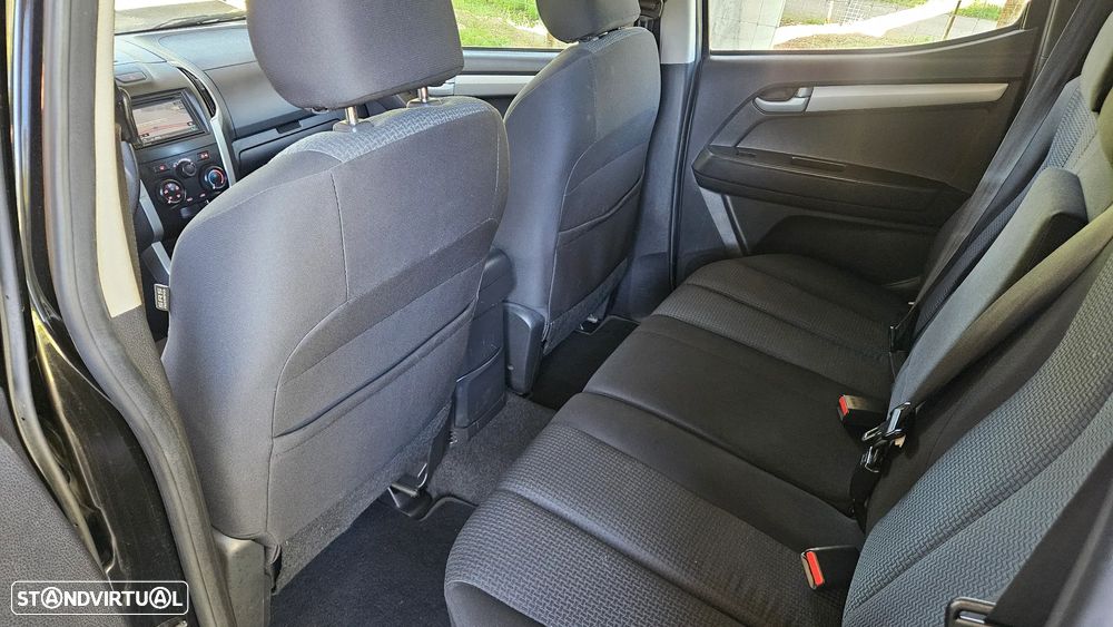 Isuzu D-Max 4x4 Cabine Dupla Custom - 27