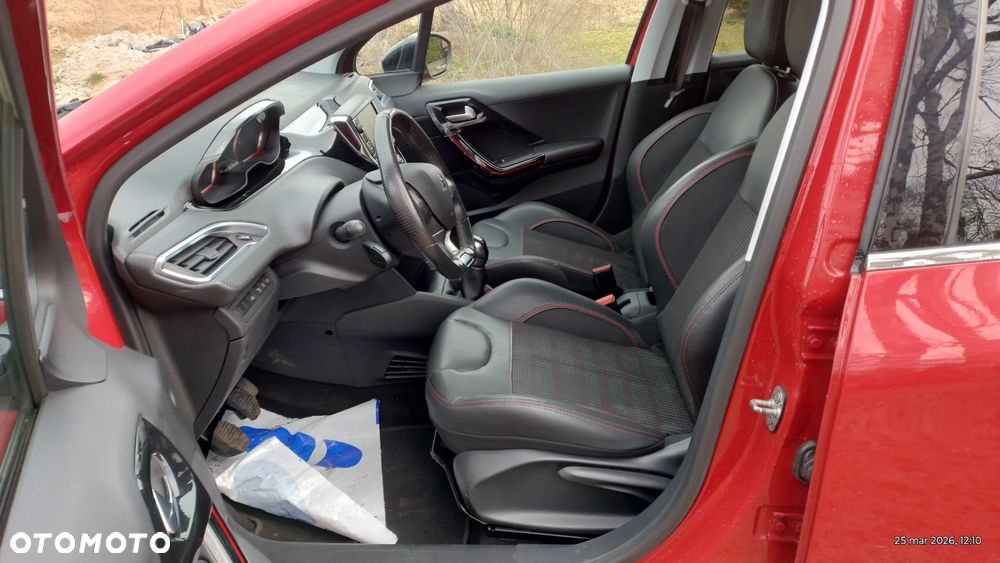 Peugeot 208 - 9
