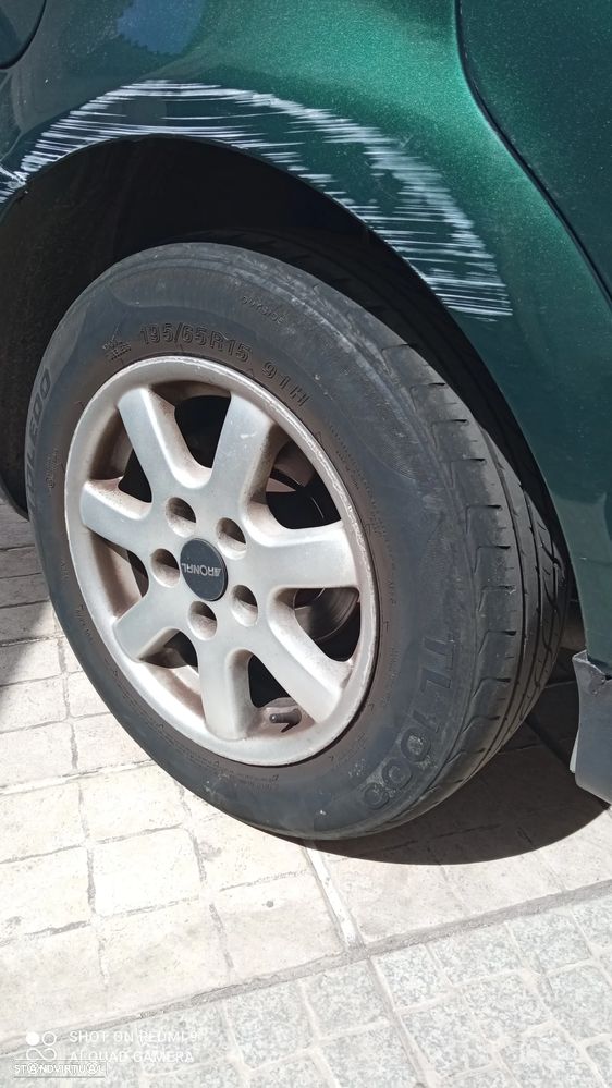 VW Passat 1.9 TDi Confortline - 25