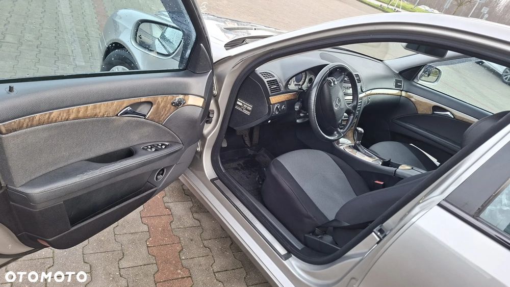 Mercedes-Benz Klasa E 220 CDI Automatik Avantgarde - 8