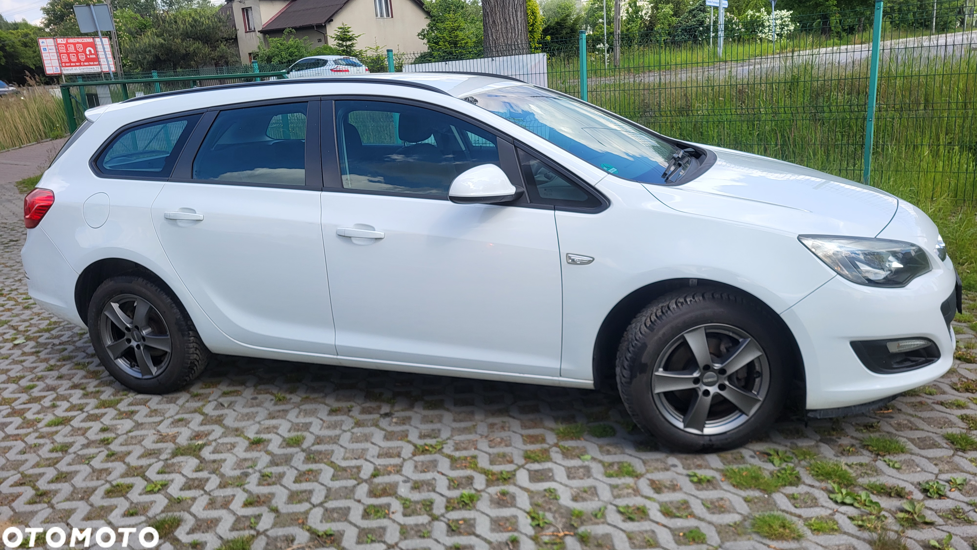 Opel Astra - 33