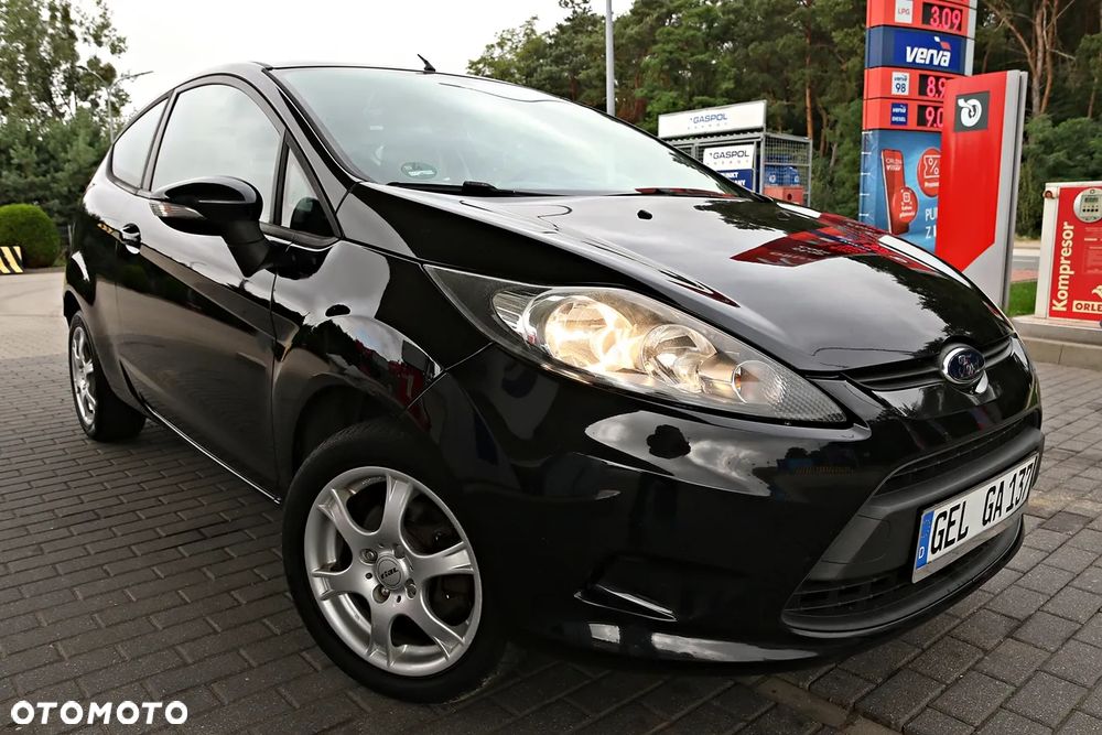 Ford Fiesta 1.25 Ambiente - 13