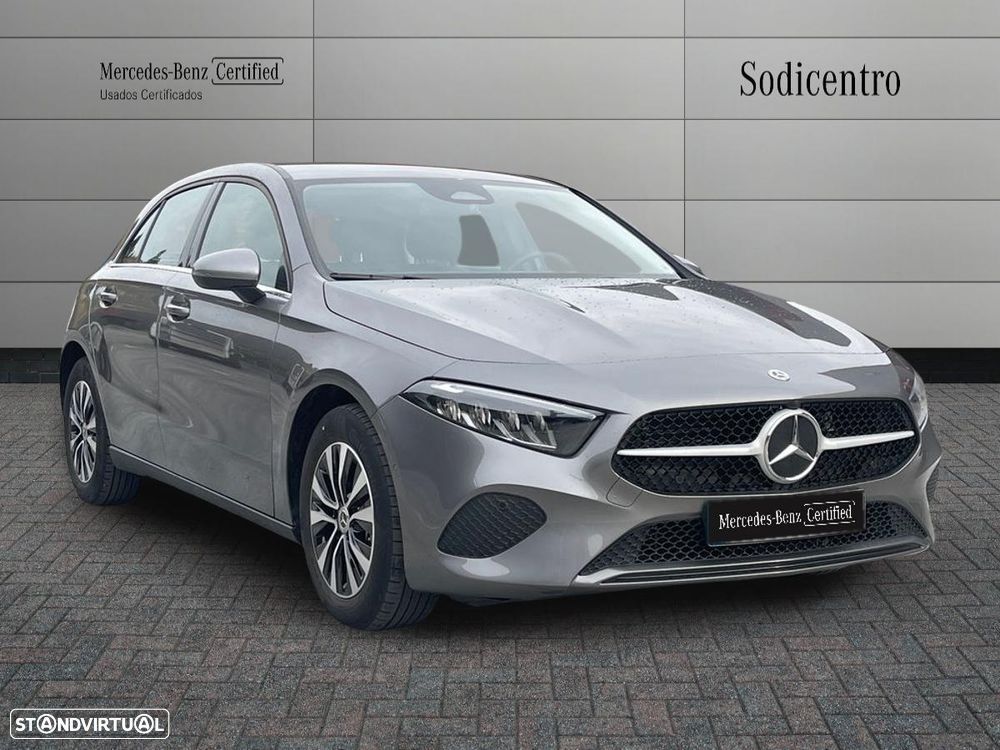 Mercedes-Benz A 200 Standard - 3
