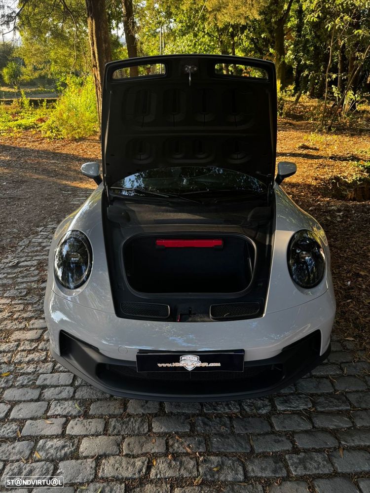 Porsche 911 (992) GT3 PDK - 11