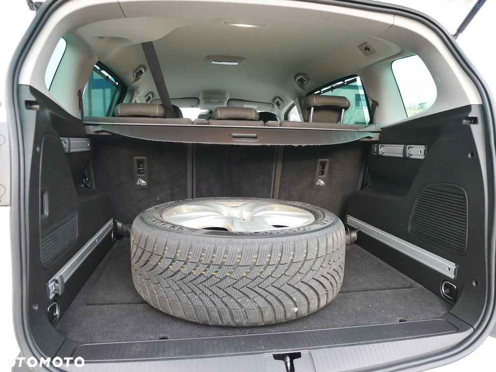 Opel Zafira - 10
