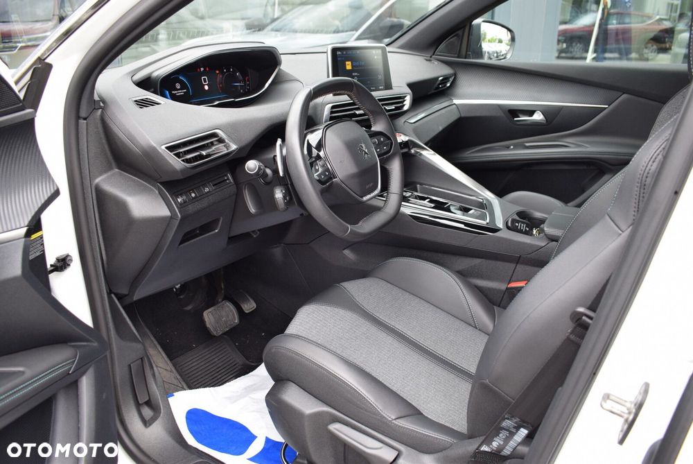 Peugeot 3008 1.5 BlueHDi Allure S&S EAT8 - 11