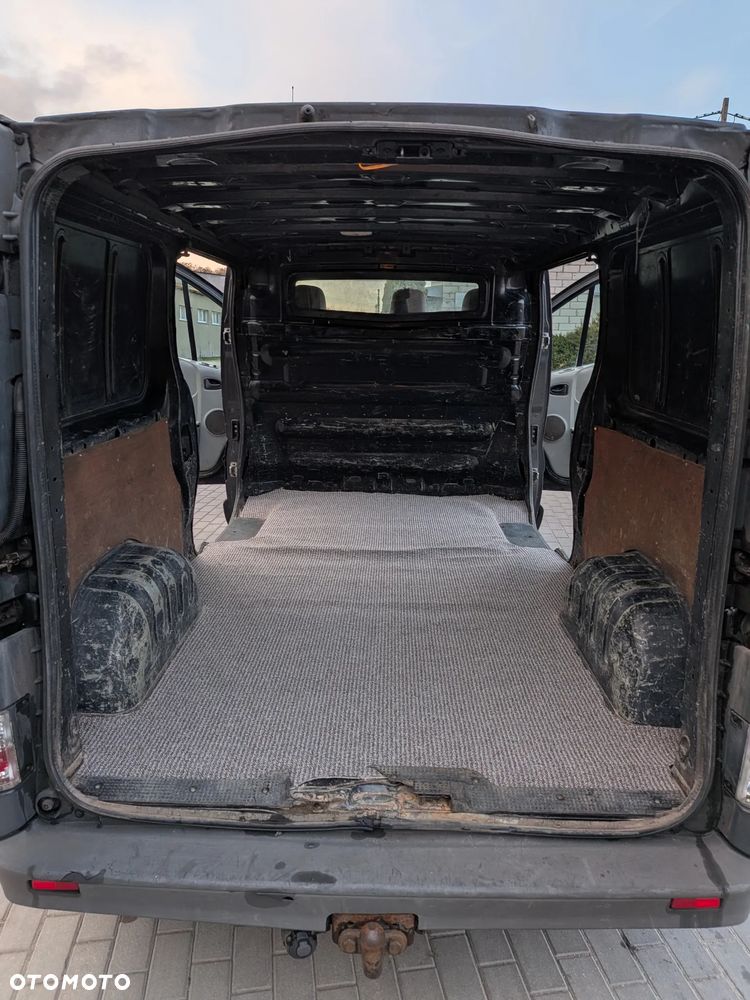 Opel Vivaro - 14