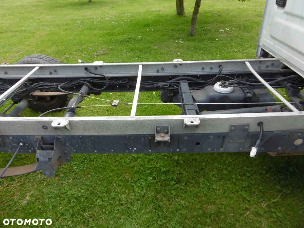 RAMA DOKUMENTY IVECO DAILY 2.3HPI EURO6 2017 ROK - 4