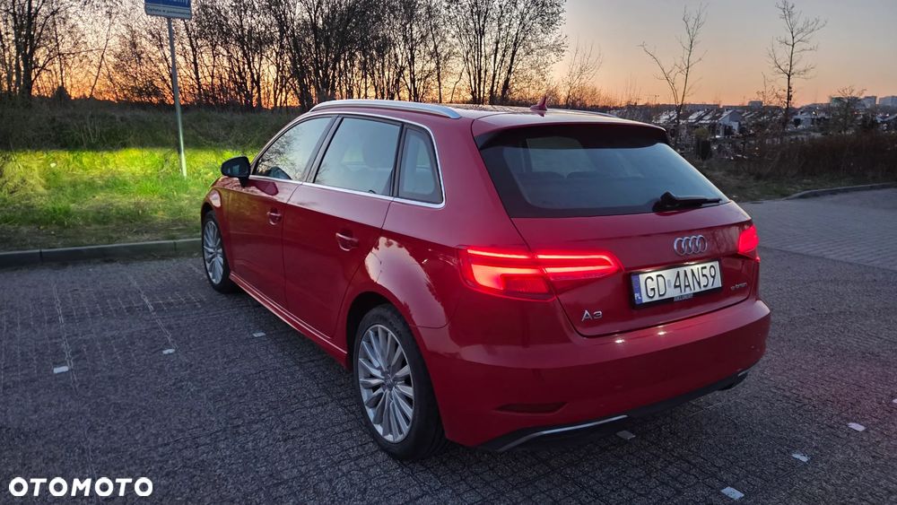 Audi A3 Sportback 1.4 TFSI e-tron Sport S tronic - 10