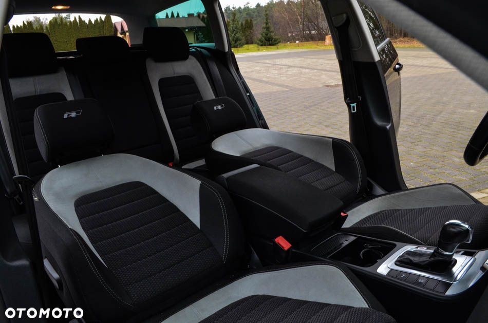 Volkswagen Passat - 37