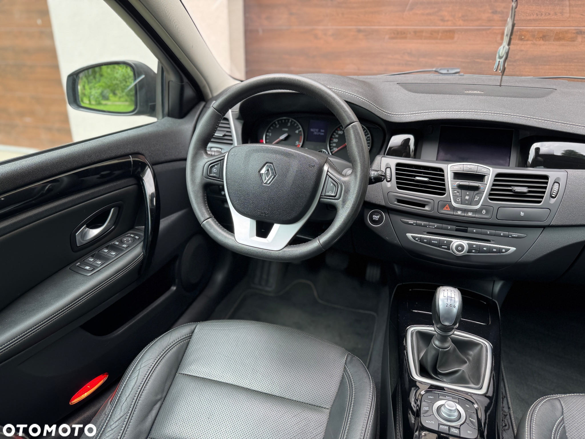 Renault Laguna dCi 180 FAP Initiale - 29