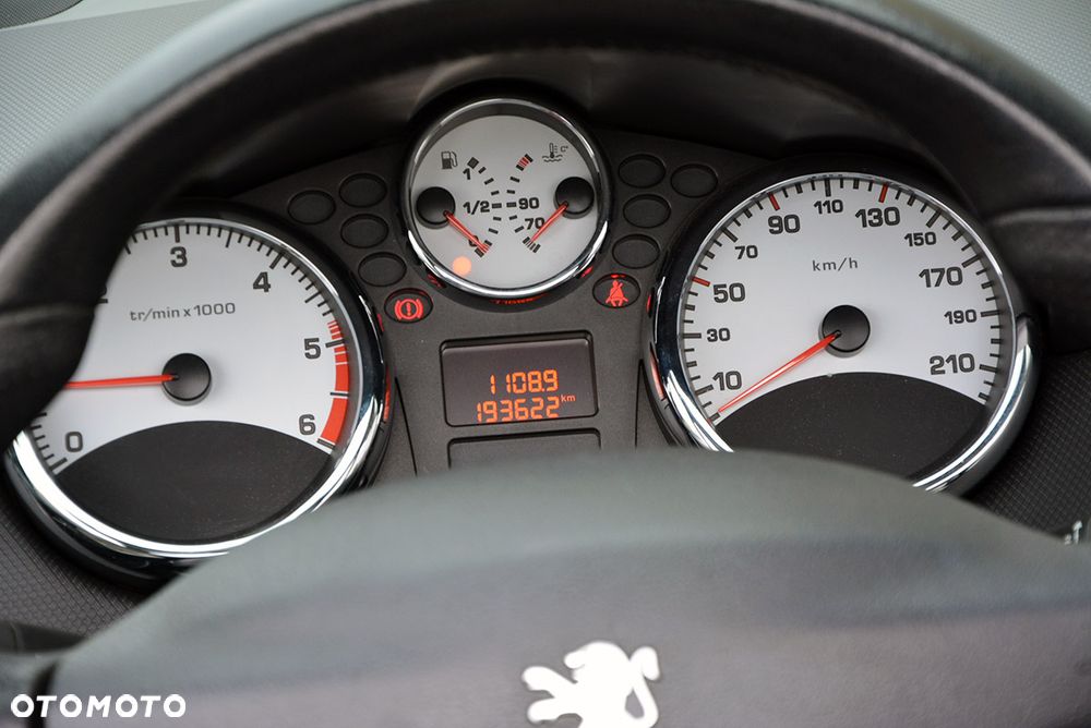 Peugeot 207 CC 1.6 HDi Sport - 17