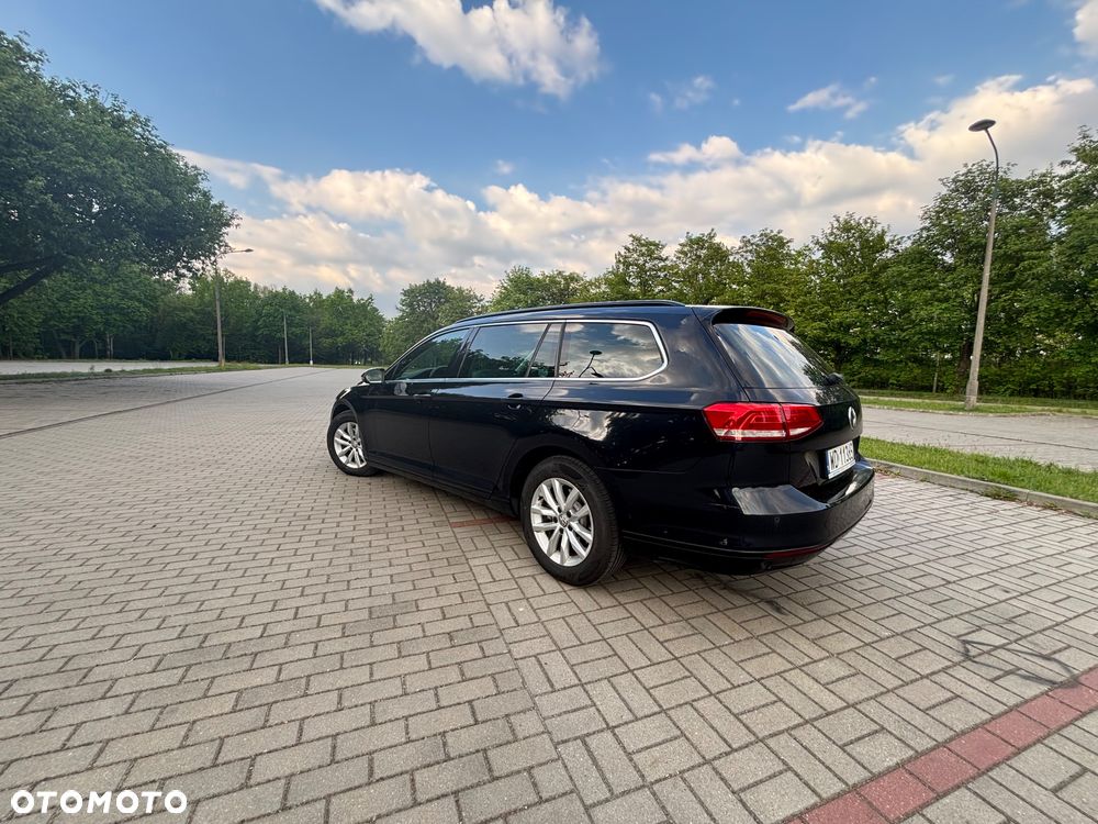 Volkswagen Passat 2.0 TDI (BlueMotion Technology) Comfortline - 8