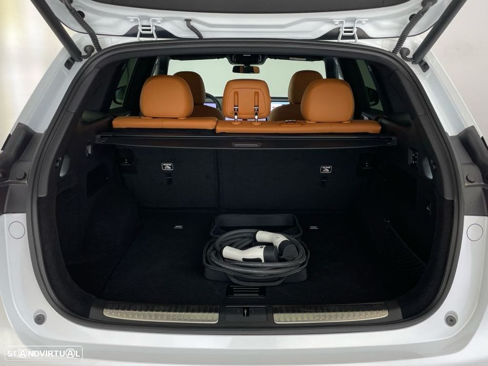 Xpeng G9 93.1 kWh AWD Performance - 13
