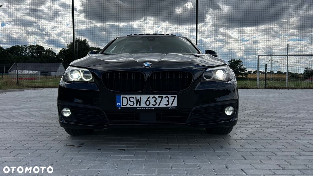 BMW Seria 5 525d xDrive Luxury Line - 12