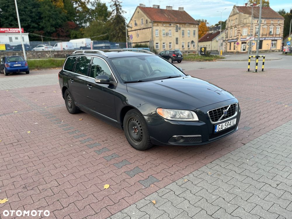 Volvo V70 2.0D Summum - 1