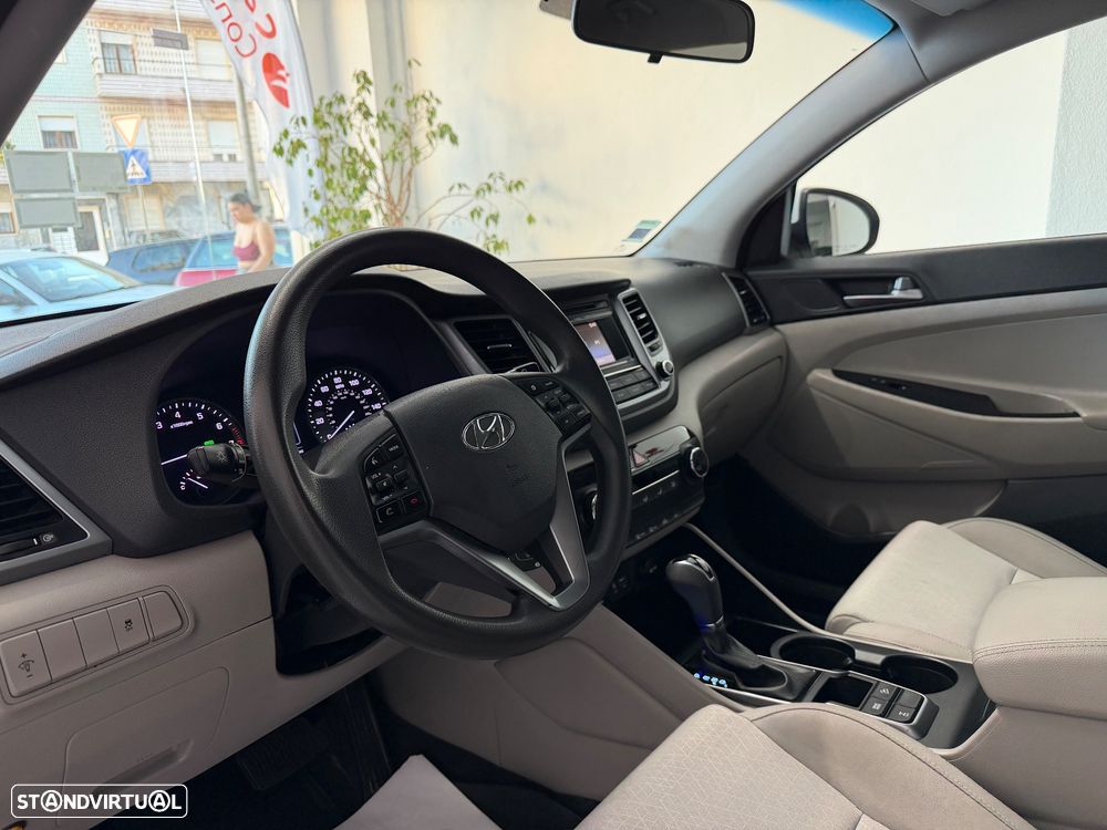 Hyundai Tucson 1.6 GDi 4WD DCT Trend - 13