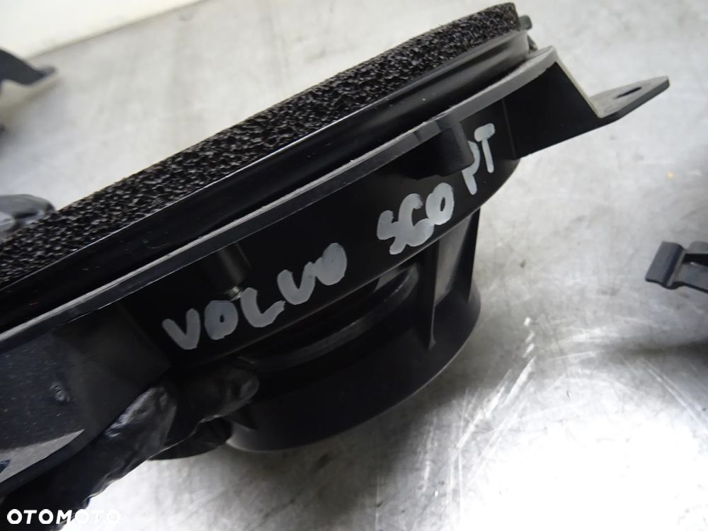 VOLVO S60 LIFT 2.4B GŁOŚNIK LEWY PRAWY TYŁ - 2