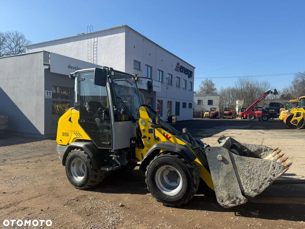 Wacker Neuson WL 28 - waga tylko 2800 kg - 11