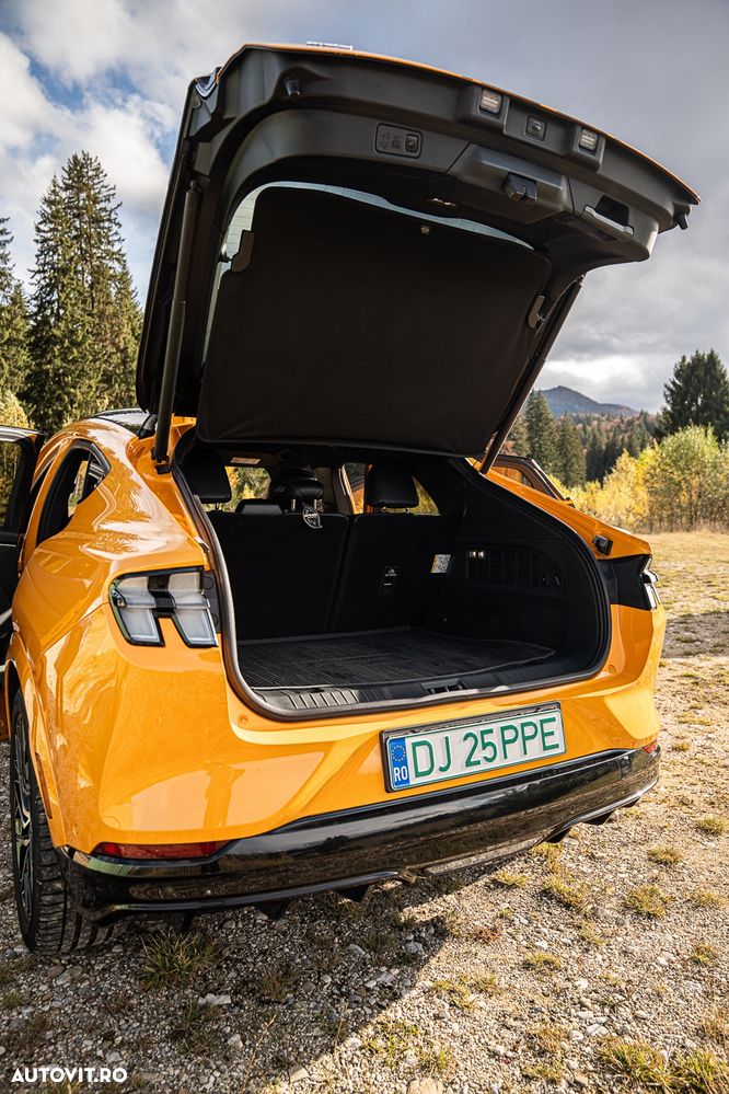 Ford Mustang Mach-E AWD 358 kW GT - 4