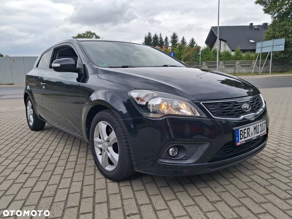 Kia Ceed 1.6 CVVT Dream-Team Edition - 13
