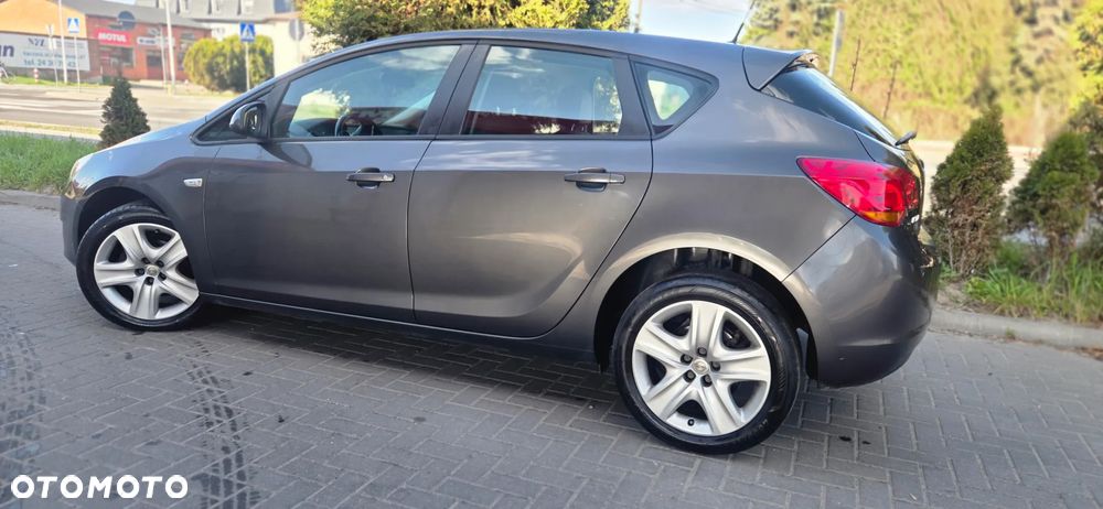 Opel Astra 1.6 Active - 10