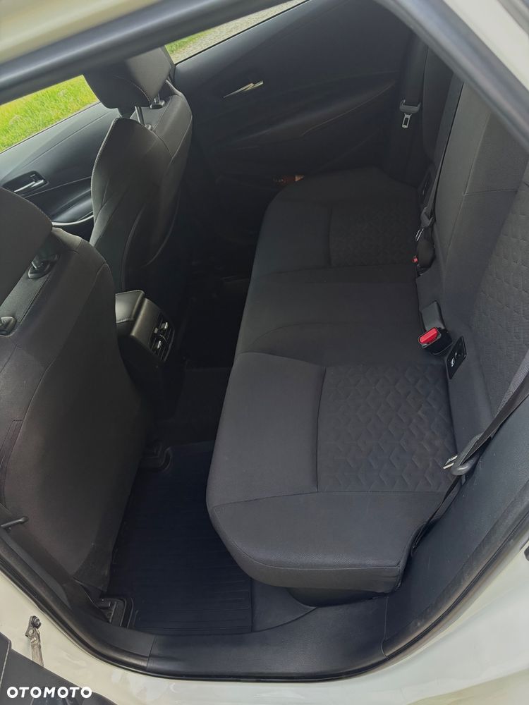 Toyota Corolla 2.0 Hybrid Comfort - 12
