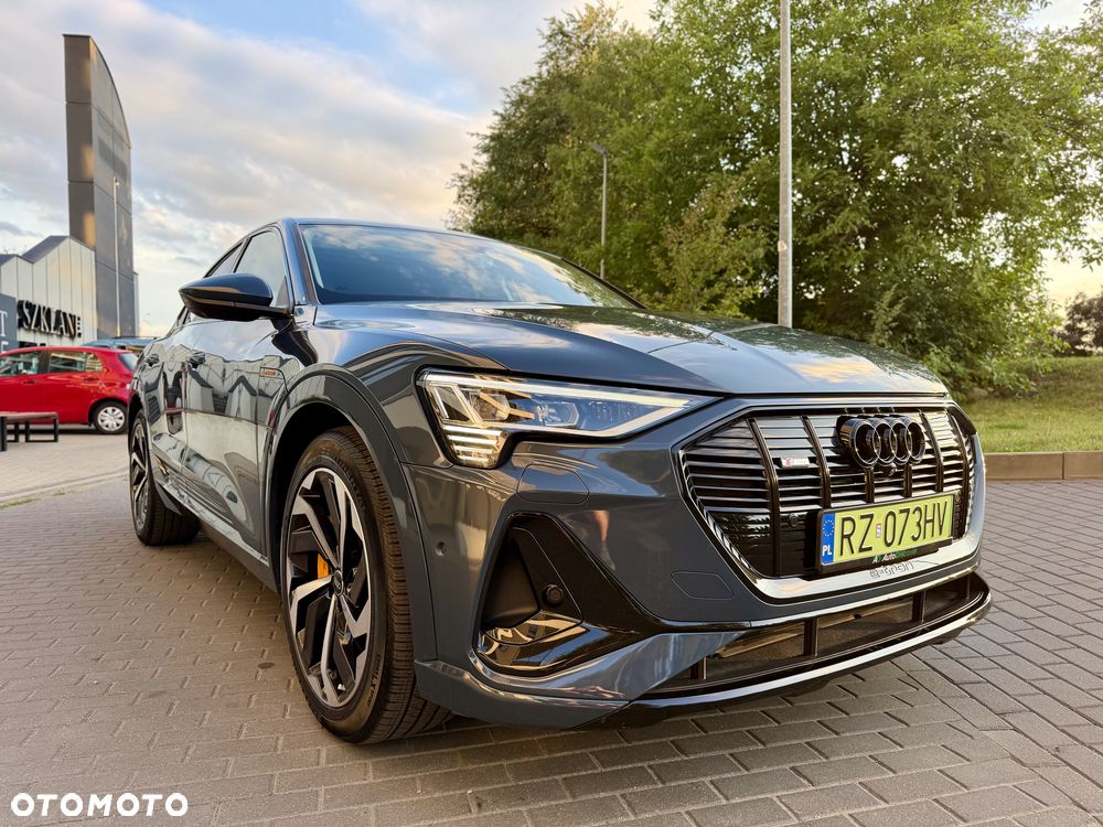Audi E-Tron 2022 photo 2