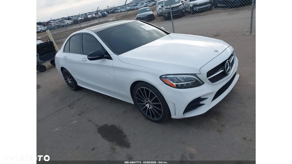 Mercedesbenz Klasa C 300 2019