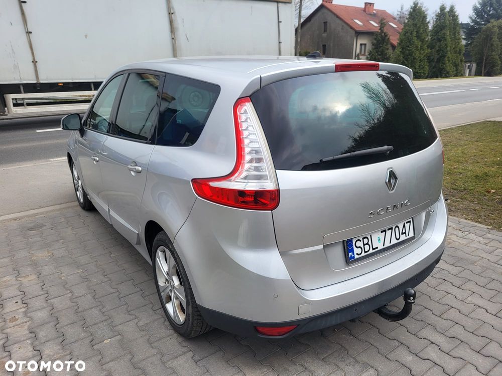 Renault Scenic - 8