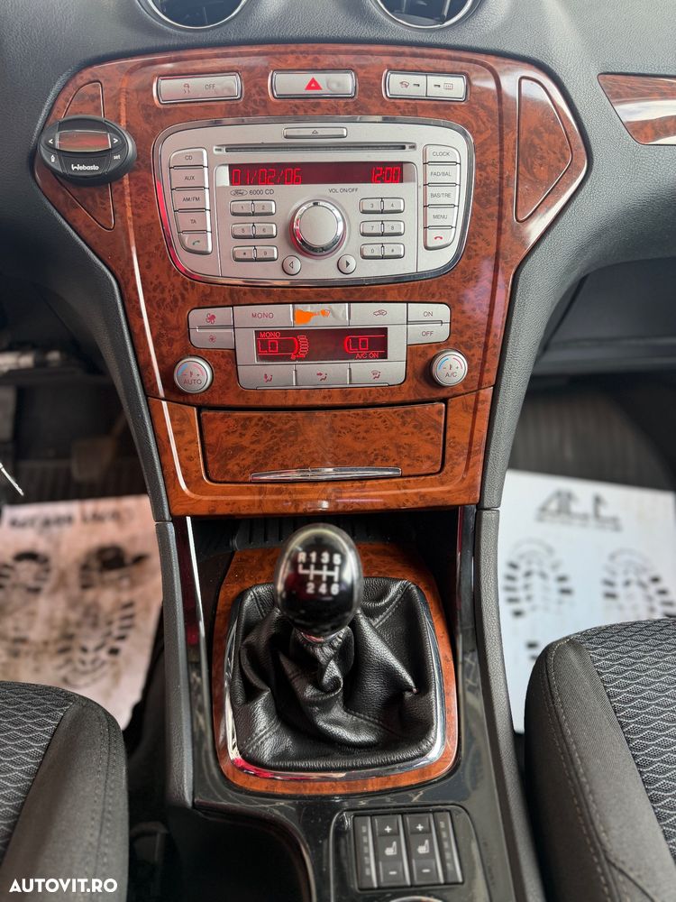 Ford Mondeo 2.0 TDCI Ghia - 9