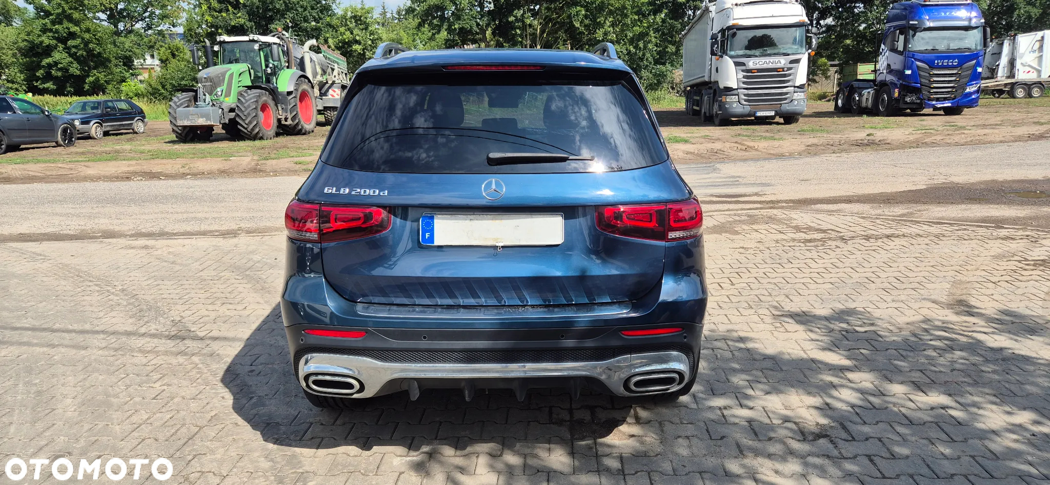 Mercedes-Benz GLB 200 d 4-Matic AMG Line 8G-DCT - 29