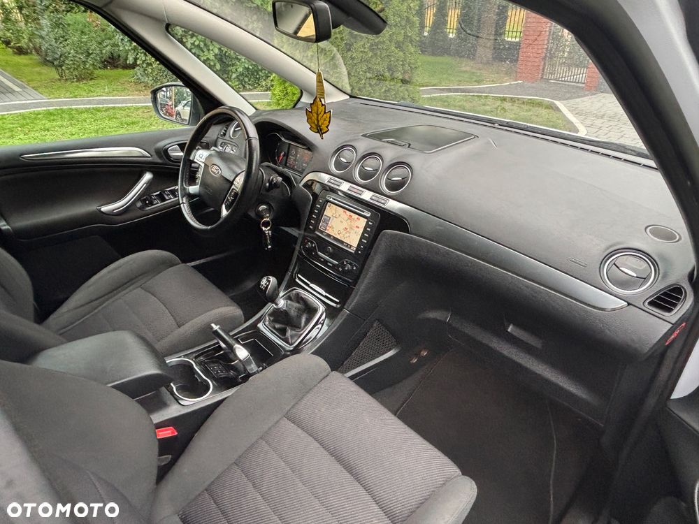 Ford S-Max 2.0 TDCi DPF Titanium X - 35