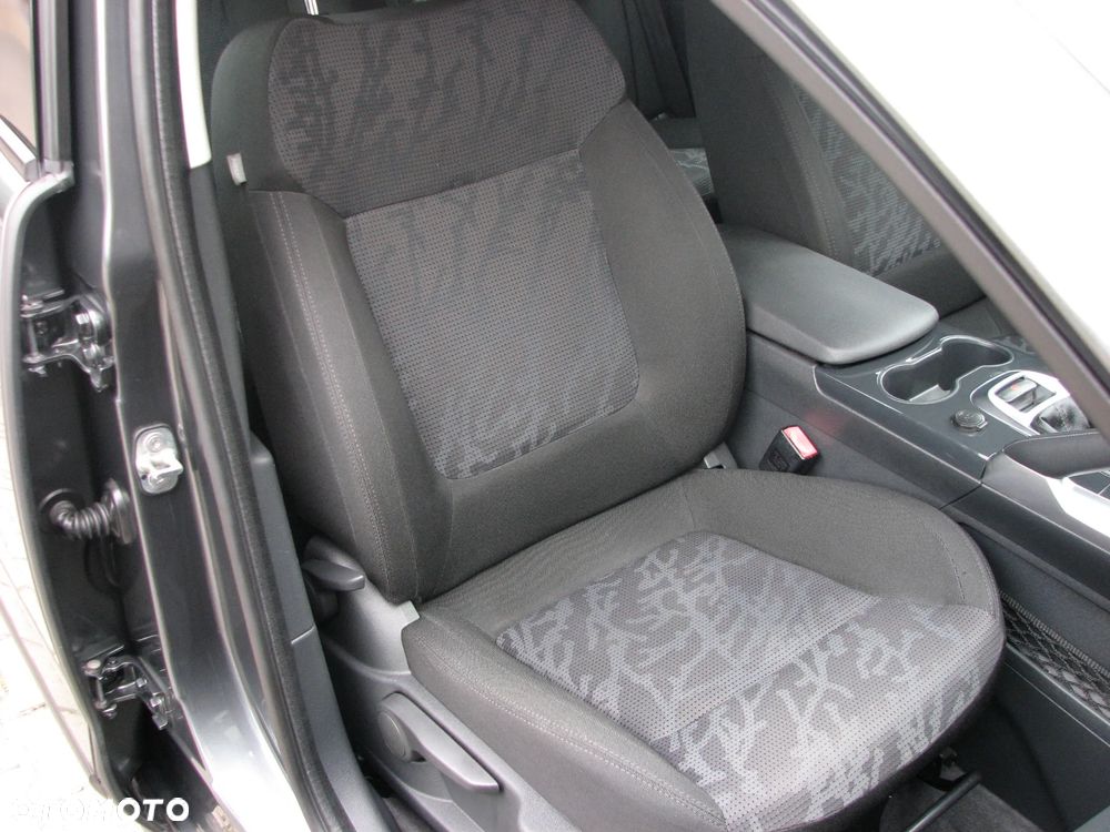 Peugeot 3008 HDi FAP 110 Platinum - 27