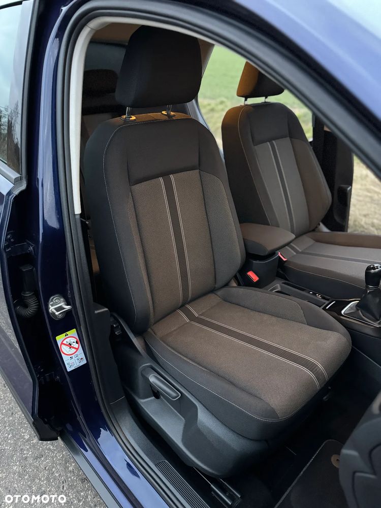 Volkswagen T-Roc - 25