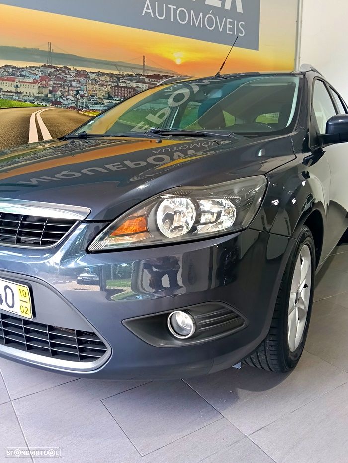 Ford Focus SW 1.4 16V Trend - 11