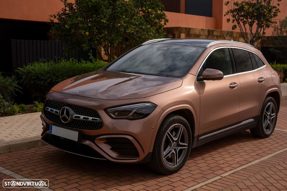 Mercedes-Benz GLA 250 e AMG Line - 1