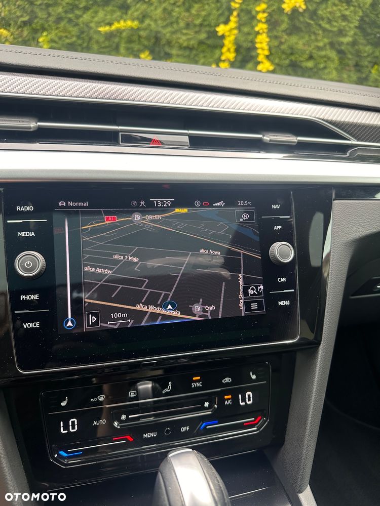 Volkswagen Arteon 2.0 TSI DSG R-Line - 25