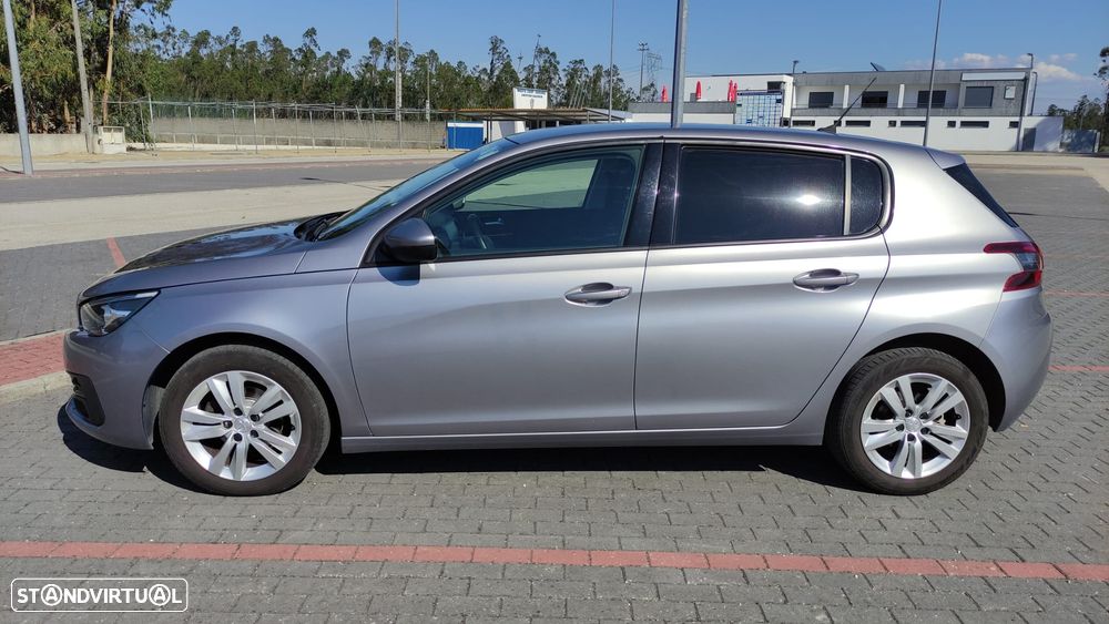Peugeot 308 - 7