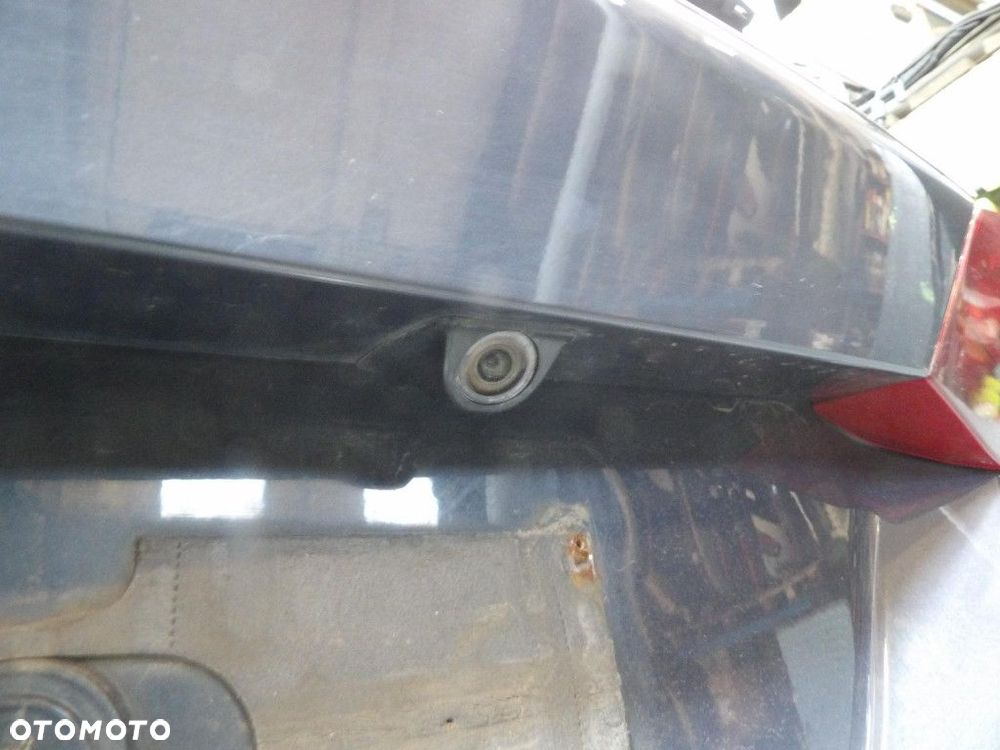 FORD FOCUS MK3 KOMBI TYLNA KLAPA  EB - 3