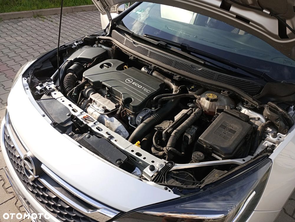 Opel Astra 1.4 Turbo Start/Stop Innovation - 16
