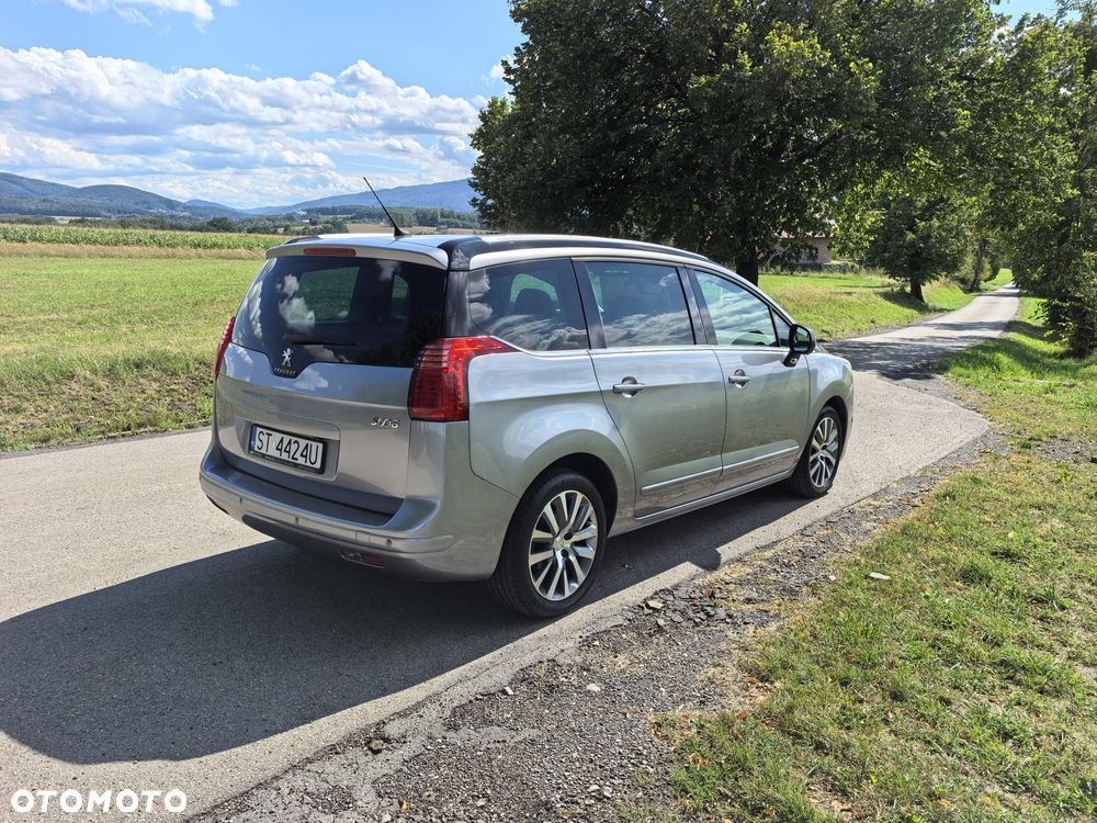 Peugeot 5008 2.0 HDi Premium + - 4