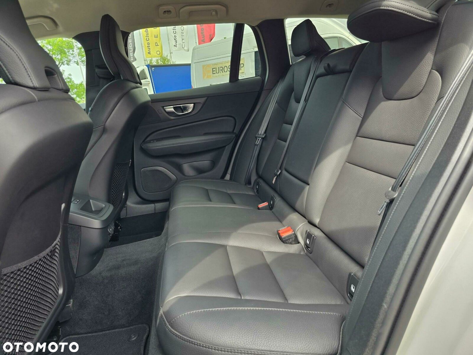 Volvo V60 Cross Country Plus B5 B AWD - 19