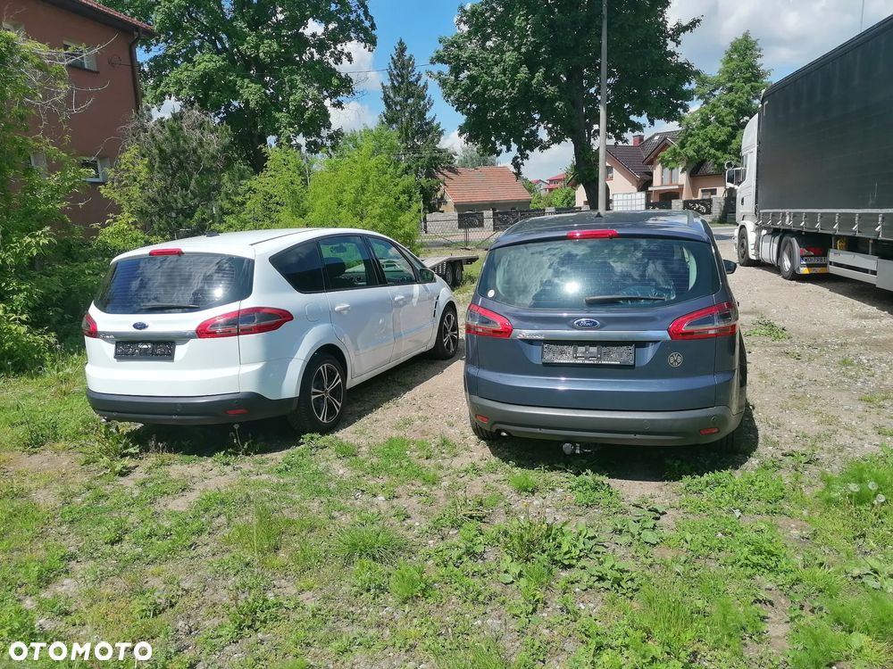 Ford S-Max 2.0 TDCi DPF Ambiente - 2