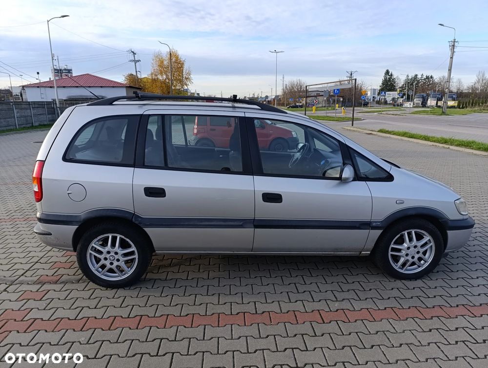 Opel Zafira 2.0 DTI - 5