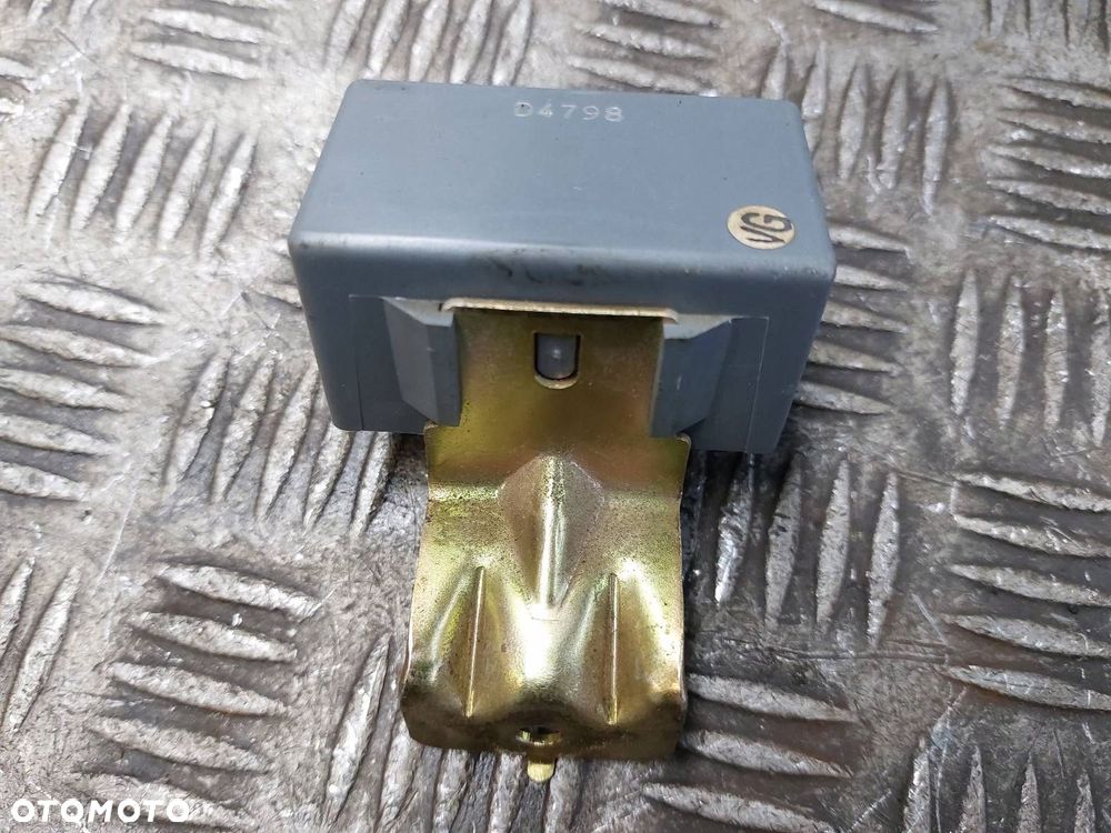 PRZEKAŹNIK POMPY PALIWA HONDA ACCORD VI 1.8 16V 39400-S1A-G010 - 2