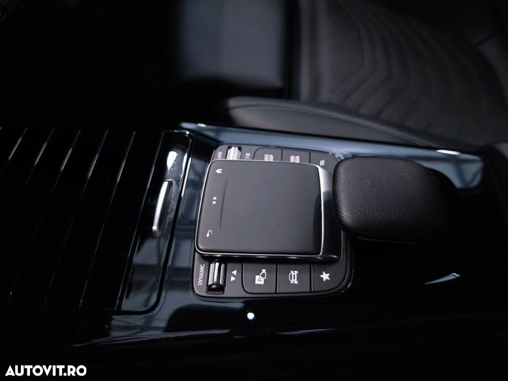 Mercedes-Benz A 180 d 7G-DCT - 18