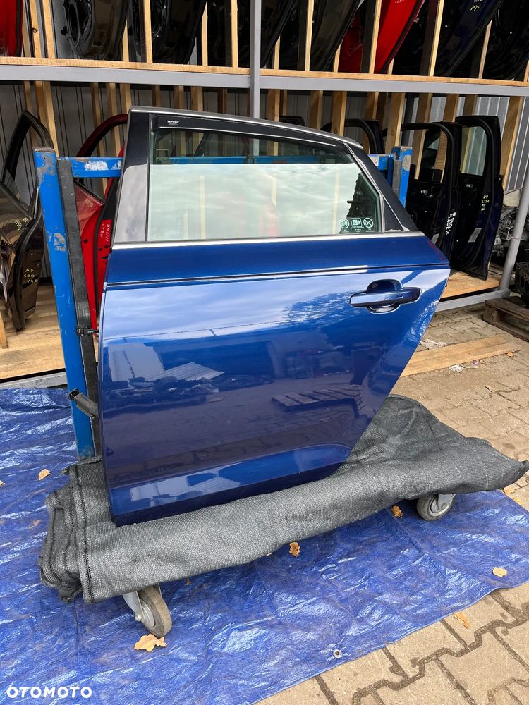 AUDI A4 B9 SEDAN DRZWI LEWY TYŁ LX5Q LEWE ** - 2