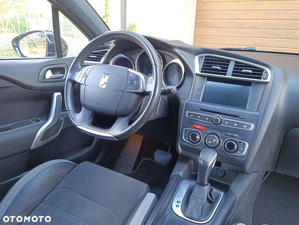 DS Automobiles DS 4 Crossback - 19