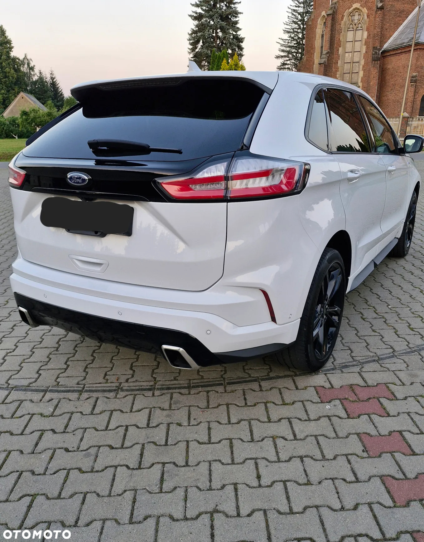 Ford Edge - 4